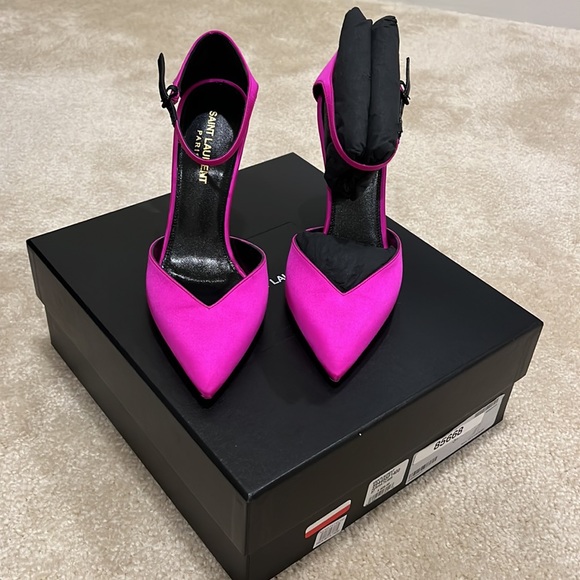 COPY - SAINT LAURENT
Satin Anja 105 Ankle Strap Pointed Pumps 37 Fuchsia - Picture 2 of 8